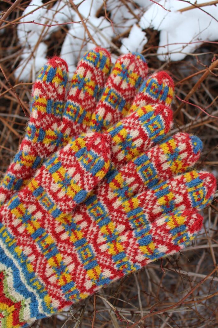 #232: Finely Knitted Estonian Lady's Gloves in Tarvastu Style Yellow Red Blue Natural White Green Lacy Cuffs - Image 7