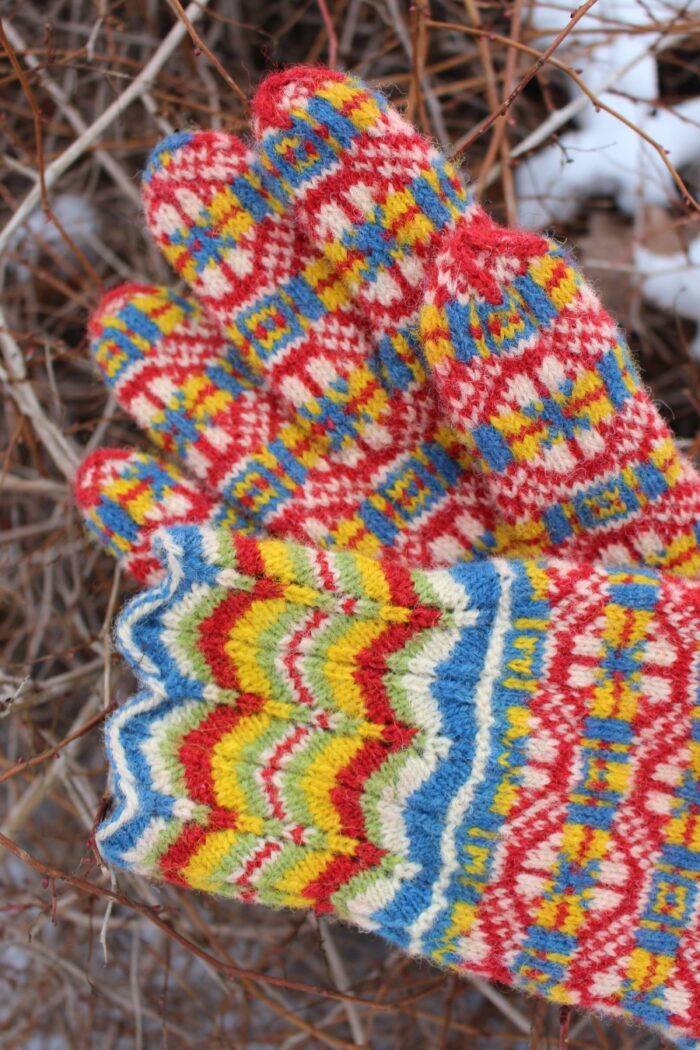 #232: Finely Knitted Estonian Lady's Gloves in Tarvastu Style Yellow Red Blue Natural White Green Lacy Cuffs - Image 6