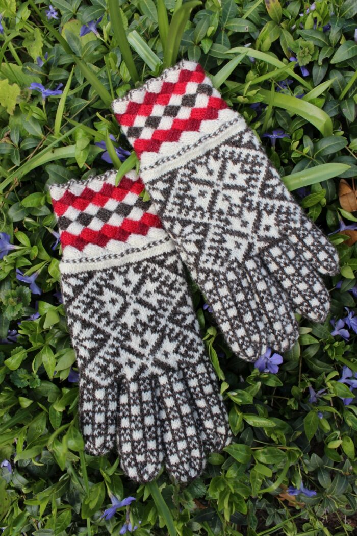 #235: Finely Knitted Estonian Gloves in Kihnu Style with Corn Flower Motif Entrelac Cuffs Natural Yarns - Image 8