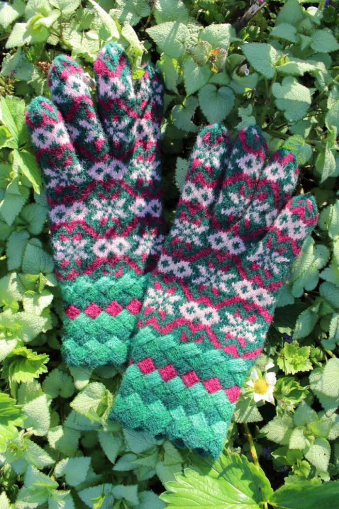 #237: Finely Knitted Estonian Lady's Gloves in Viljandi Style in Burgundy, Pink and Emerald Green