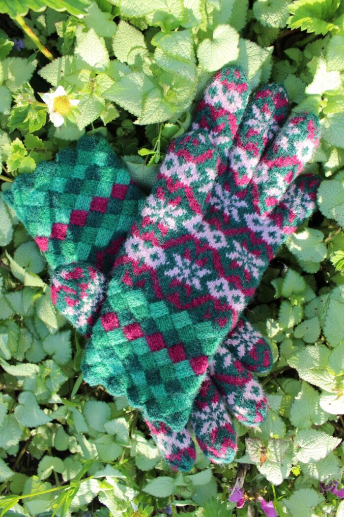#237: Finely Knitted Estonian Lady's Gloves in Viljandi Style in Burgundy, Pink and Emerald Green - Image 6
