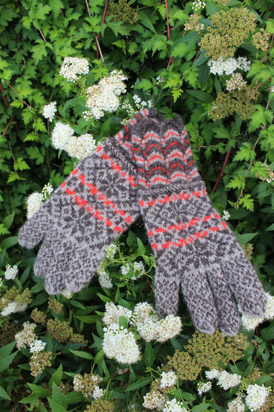 #266: Finely Knitted Estonian Lady's Gloves in Kihnu Style in Pink and Natural Grey and Natural Brown Yarn from Kihnu Island with Lacy Cuffs - Image 6